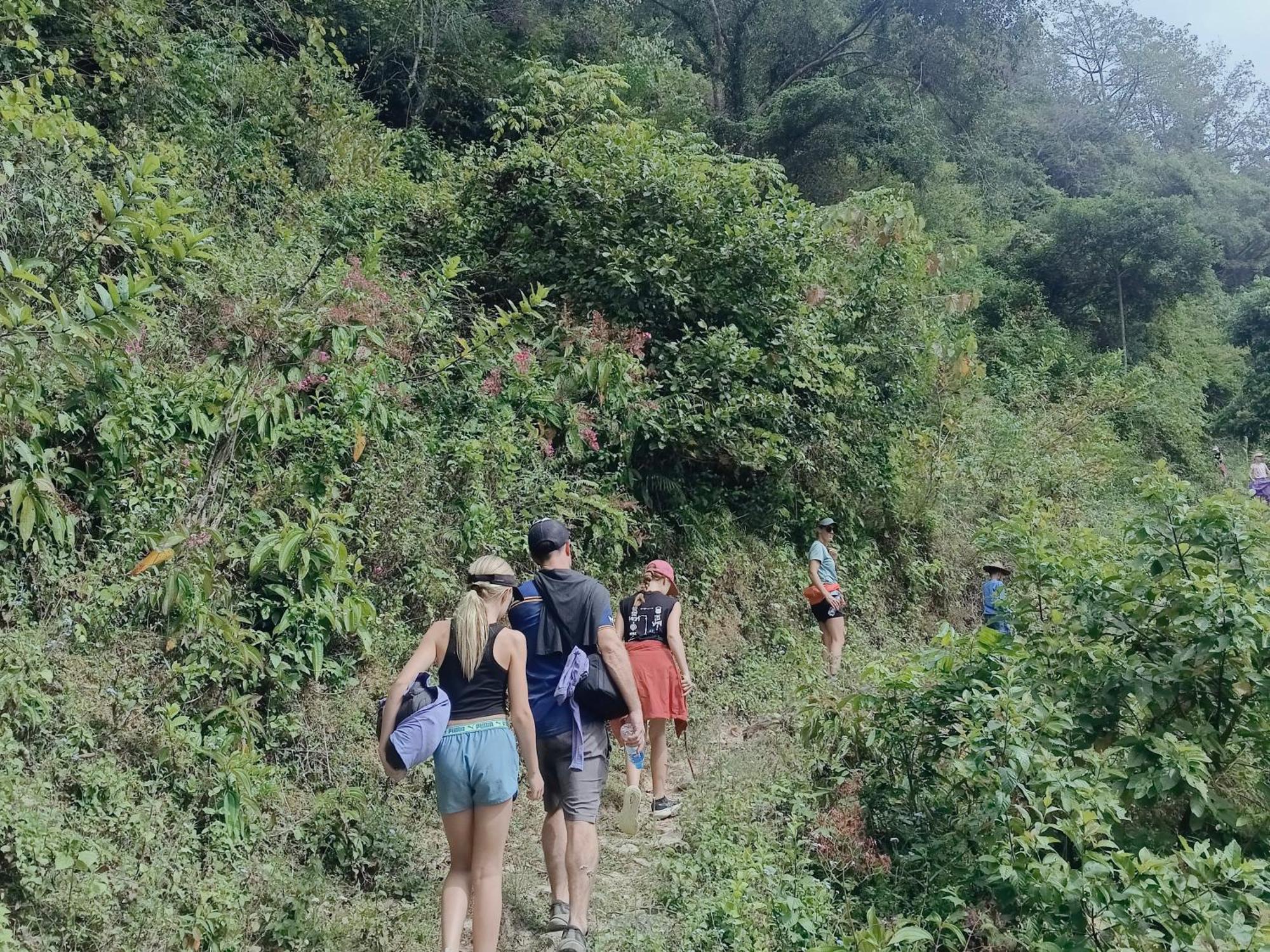 Quang Thuan Ban Gioc Homestay Каобанг Екстер'єр фото